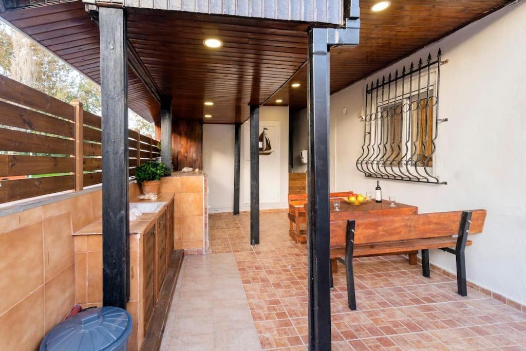 Louis House Holiday home *
