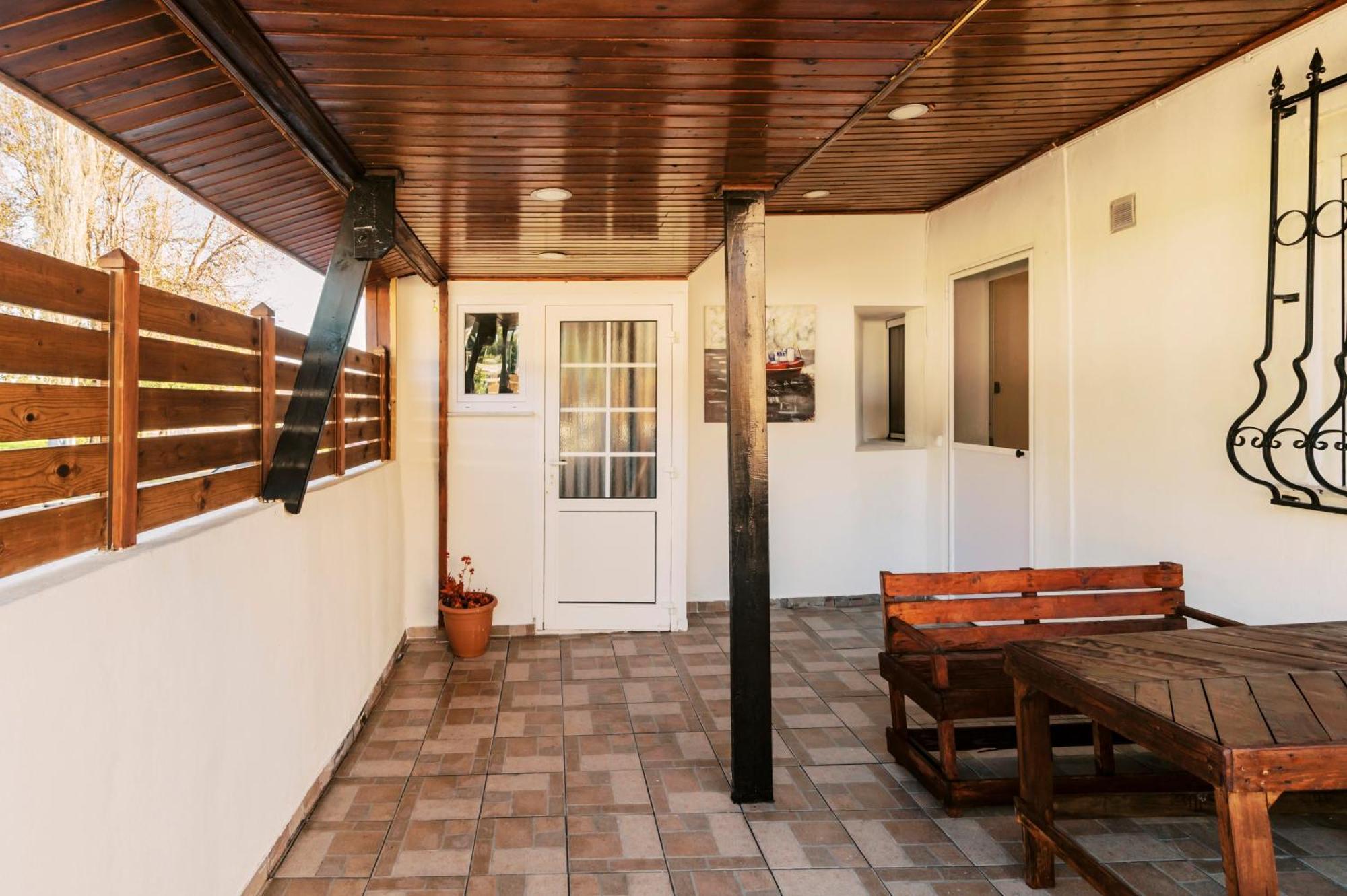 Louis House Holiday home *